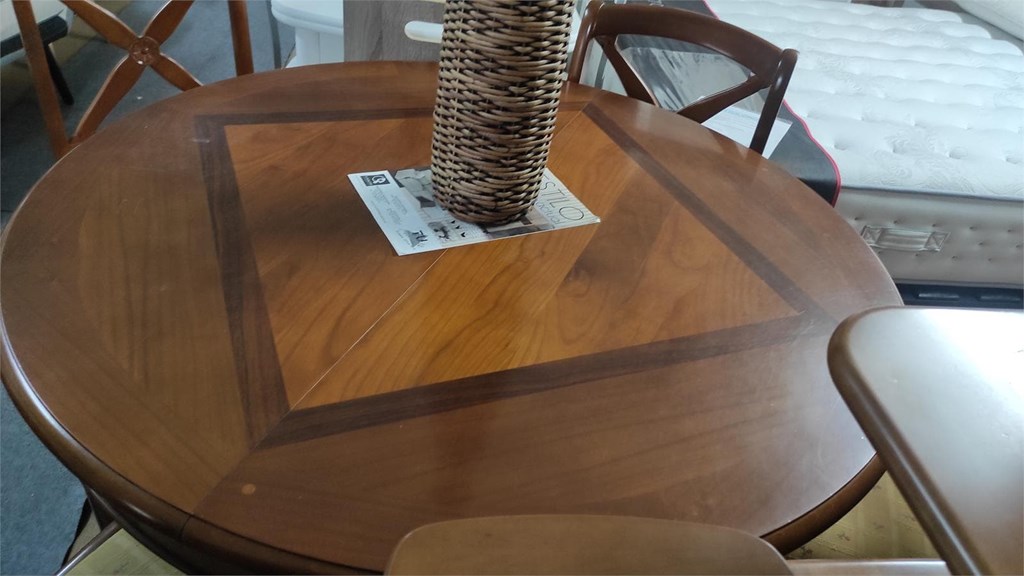 Foto 2 CONJUNTO MESA Y SILLAS COMEDOR CLASICO