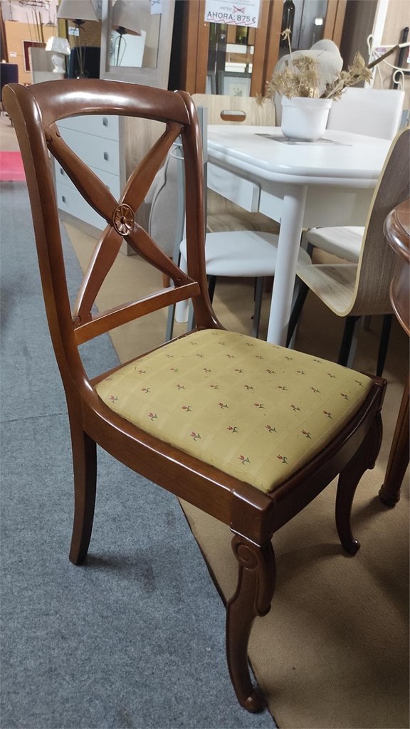 Foto 4 CONJUNTO MESA Y SILLAS COMEDOR CLASICO