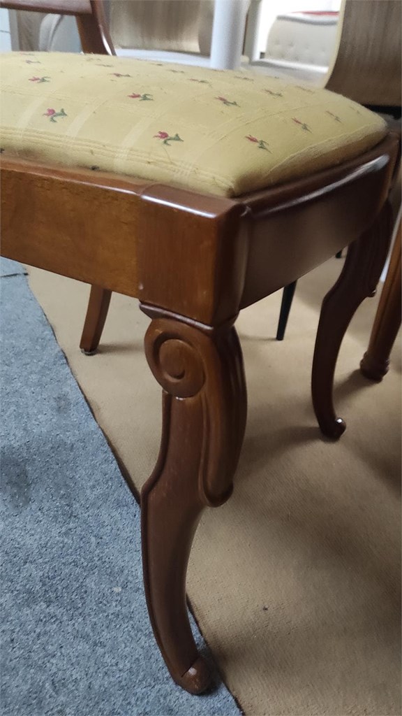 Foto 5 CONJUNTO MESA Y SILLAS COMEDOR CLASICO